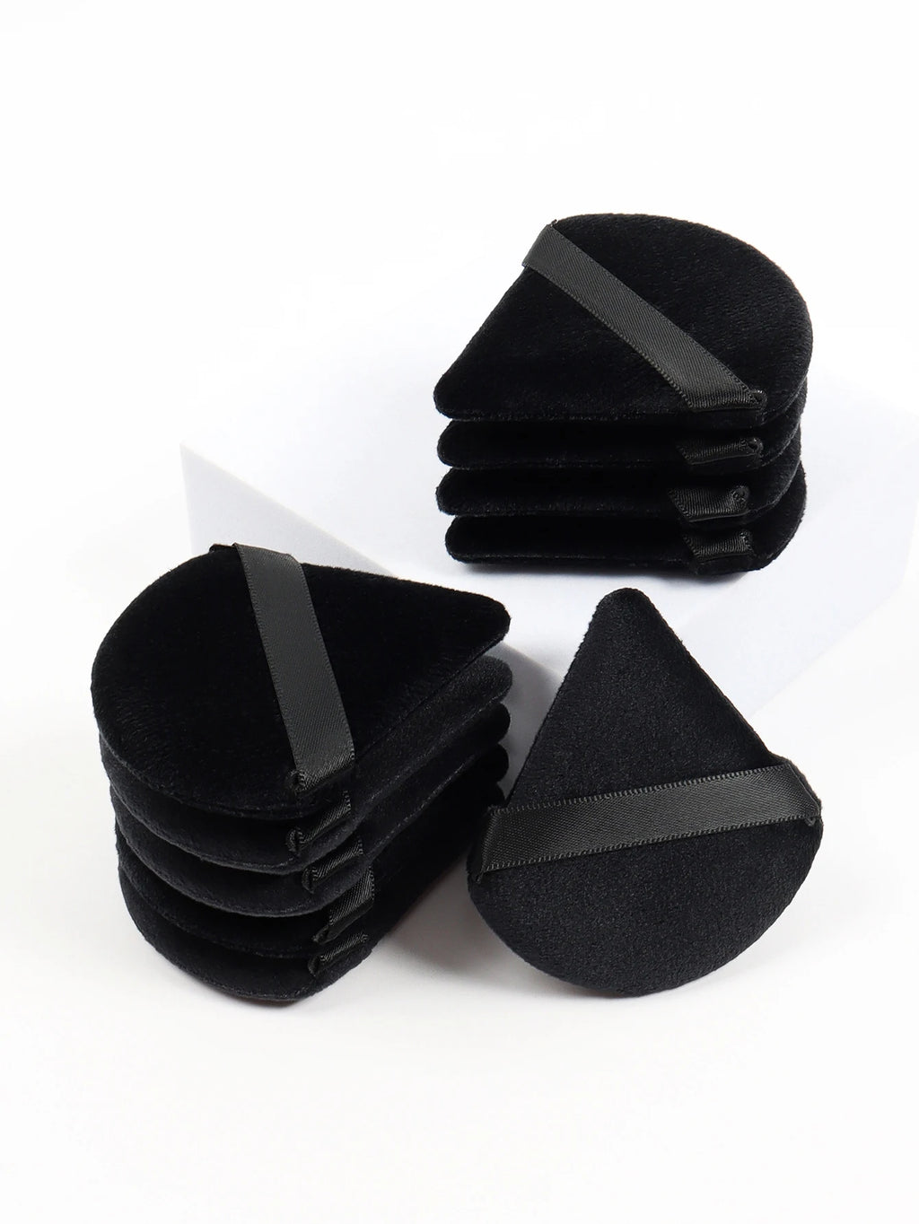 Black Triangle Makeup Sponge – Soft Velvet